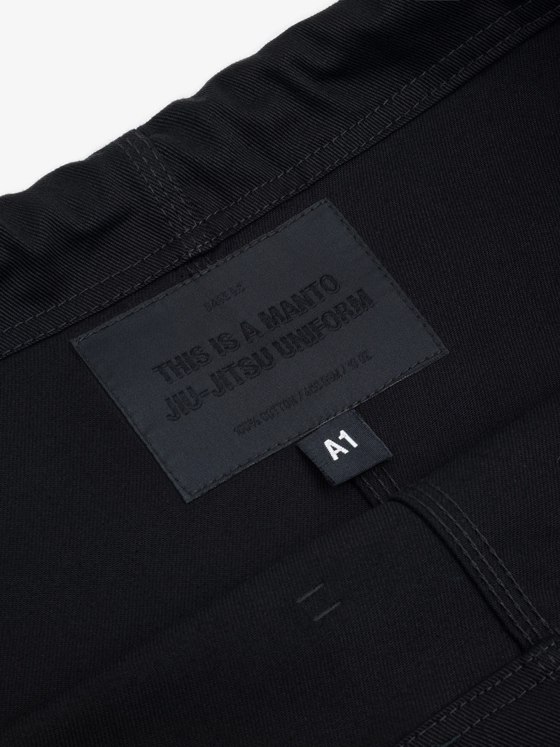 MANTO BASE 3 BJJ GI blackout